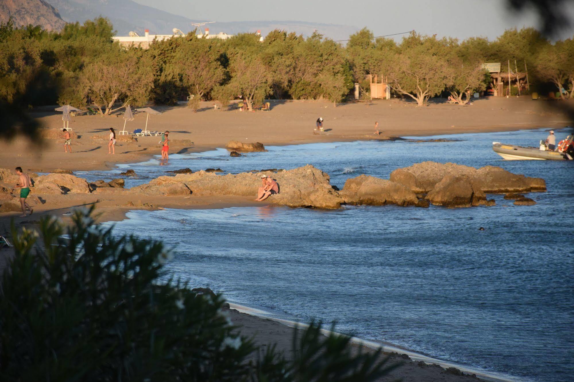 Ktima Grammeno Beachside Villa Palaiochora Exterior photo